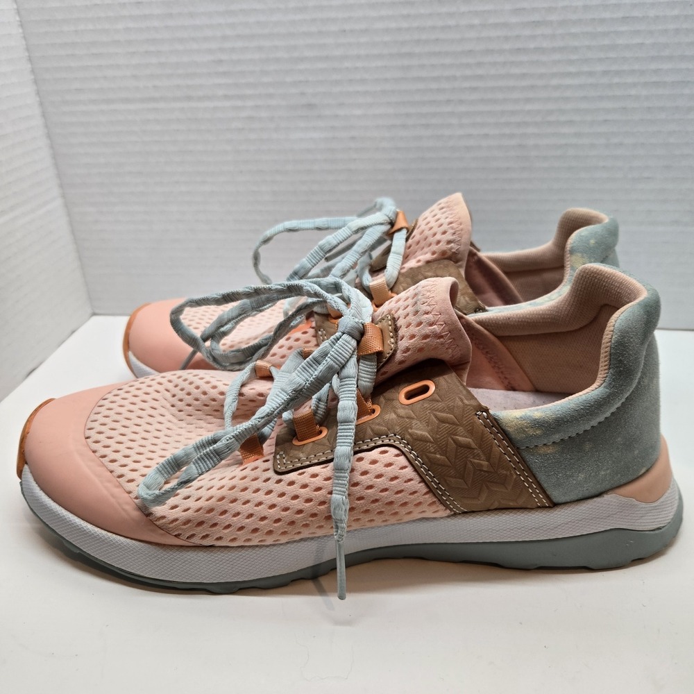 Olukai Wailuku Womens 9.5 Peach Swell‎ Sneaker Shoes 20478-PCAA Excellent HTF - Picture 8 of 10